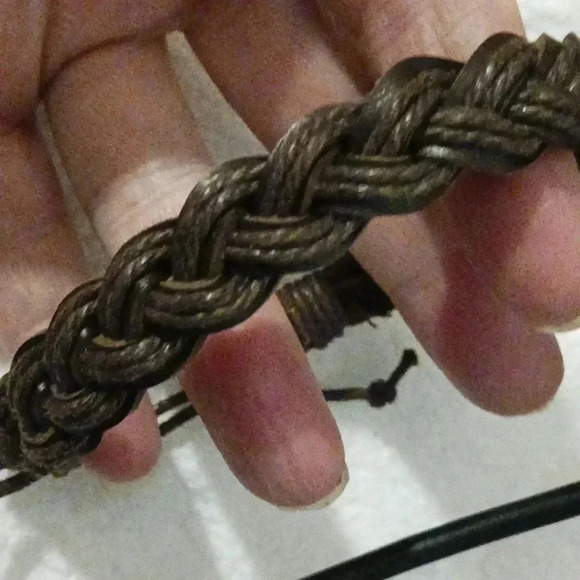 Handmade Leather Unisex Bracelet - Picture 1 of 4